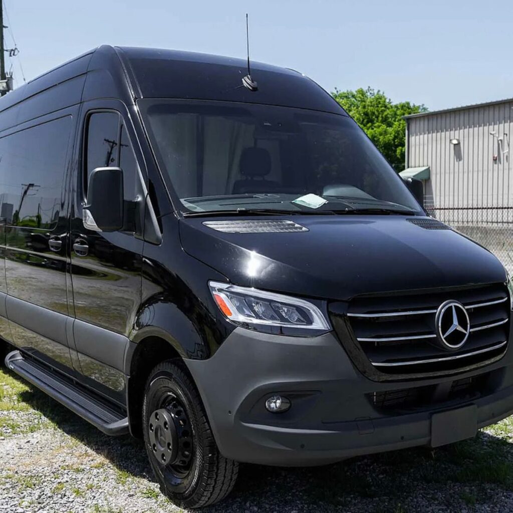 2024 3500XD Dual Axel Sprinter bunk van